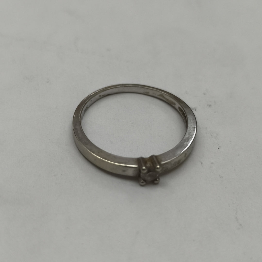 ANILLITO ORO BLANCO 14 K 1.9 GRMS (SEMINUEVO)