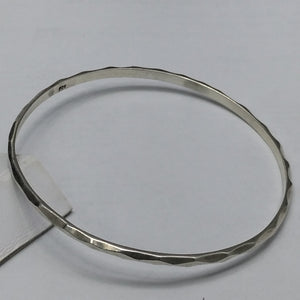 PULSERA RIGIDA PLATA 9.3 GRMS (SEMINUEVO)