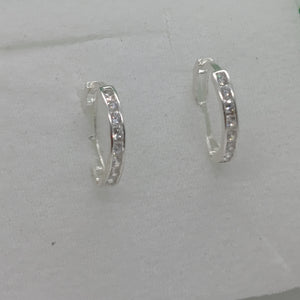 ARRACADAS C/CIRCONIAS PLATA .925 2.1 GR (NUEVO)