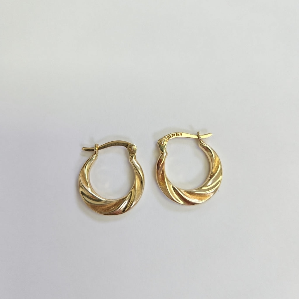 ARRACADAS PAR ORO 14 K 1.2 GRMS (SEMINUEVO)