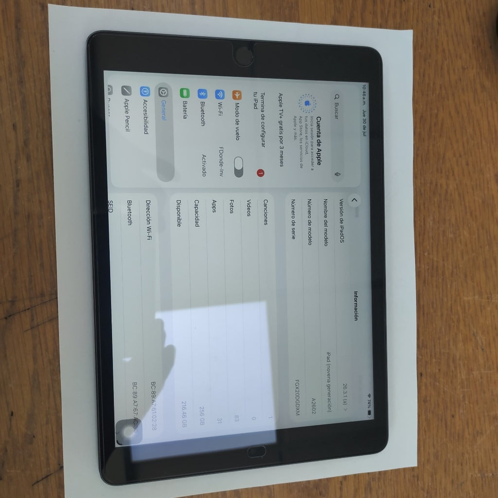 TABLETA APPLE IPAD 9 A2602 256 GB 3 GB RAM (SEMINUEVO)