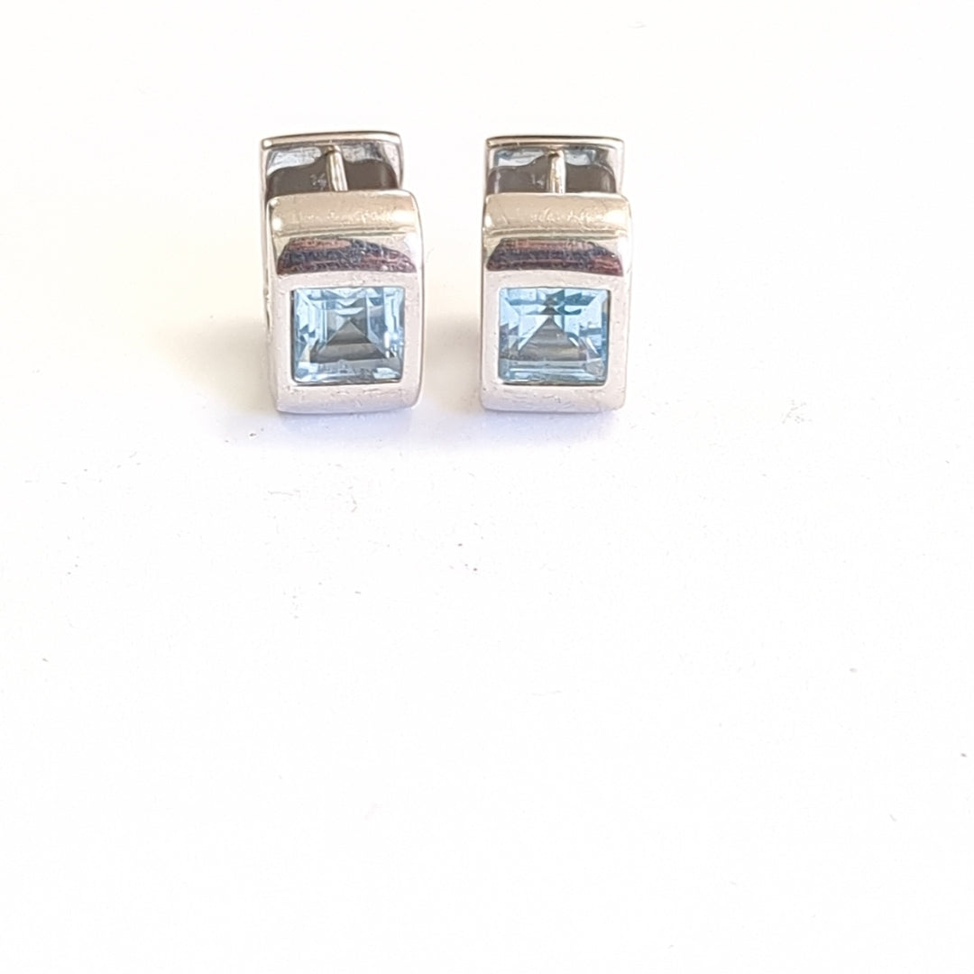 ARRACADAS PAR ORO BLANCO 14 K 7,00 GRMS (SEMINUEVO)