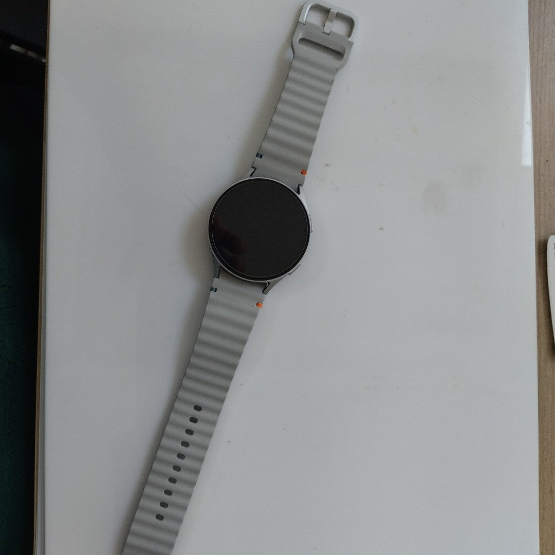 SMARTWATCH SAMSUNG GALAXY WATCH 7 SM-L310 44 MM GPS (SEMINUEVO)