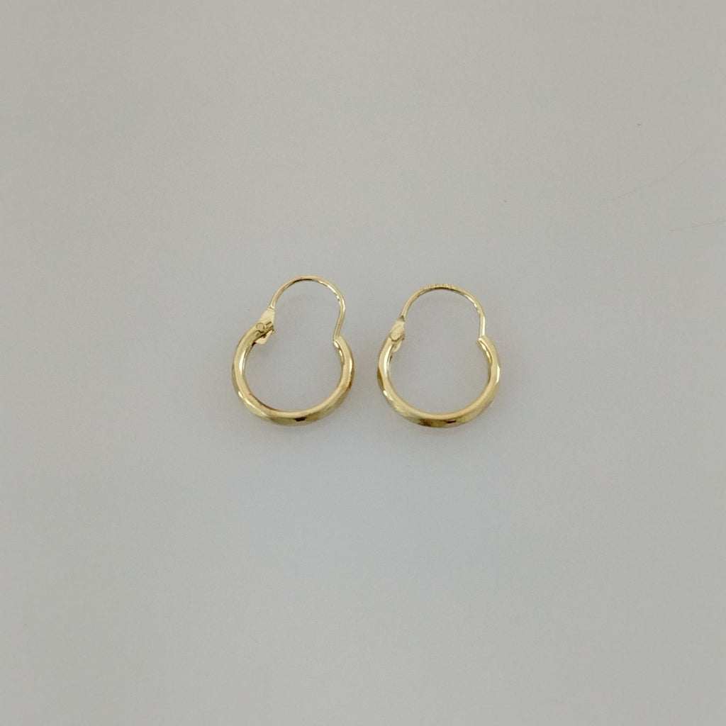 ARETES PAR ORO 14 K 0,60 GRMS (SEMINUEVO)