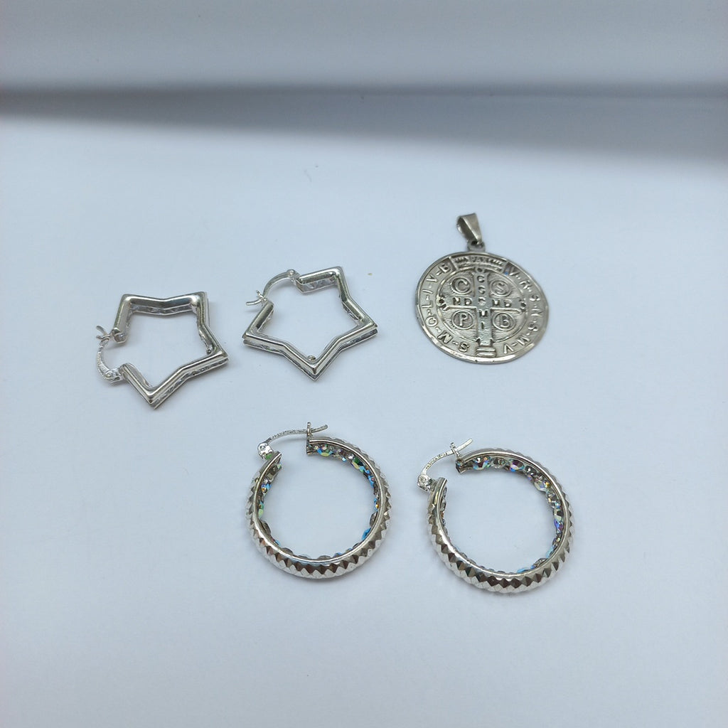 ARRACADAS PAR, DIJE PLATA 18.2 GRMS (SEMINUEVO)