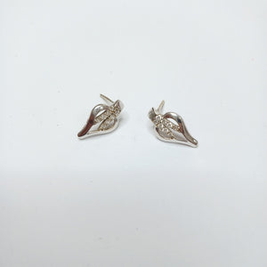 BROQUELES PAR ORO BLANCO 14 K 1.6 GRMS (SEMINUEVO)