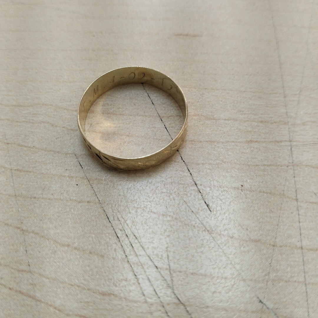 ARGOLLA ORO 10 K 1.7 GRMS (SEMINUEVO)