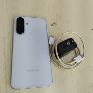 CELULAR SAMSUNG GALAXY A56 SM-A566E (2025) 256 GB 8 GB RAM (SEMINUEVO)