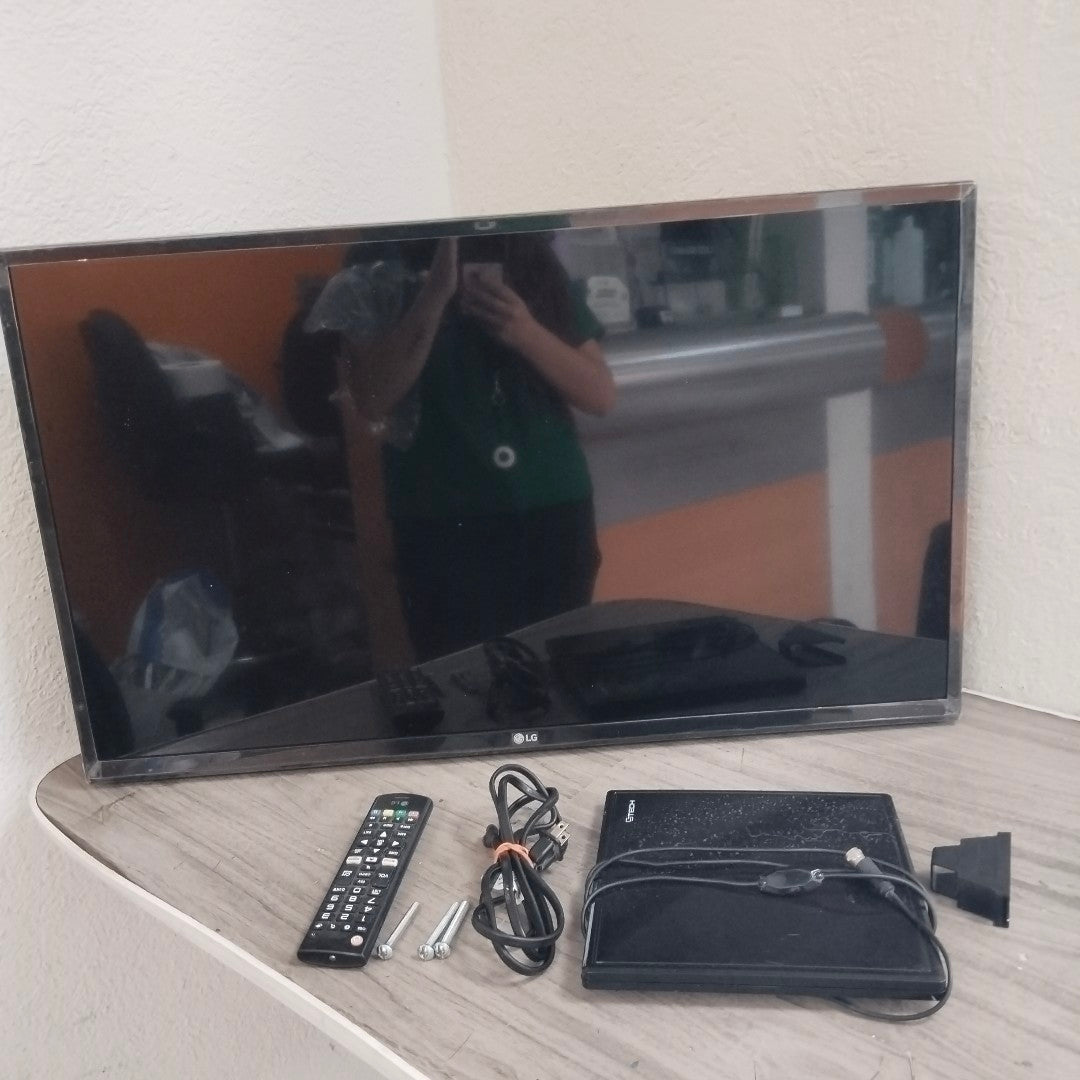 PANTALLA LG 32LK540BPUA(2019) 32 " LED FULL HD (SEMINUEVO)