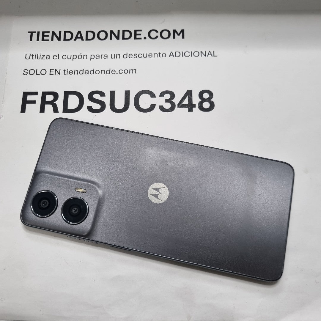 CELULAR MOTOROLA MOTO G24 XT2423-1 (2024) 128 GB 4 GB RAM (SEMINUEVO)