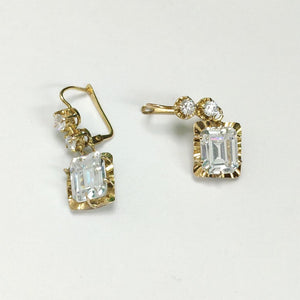 ARETES PAR ORO 14 K 5.7 GRMS (SEMINUEVO)