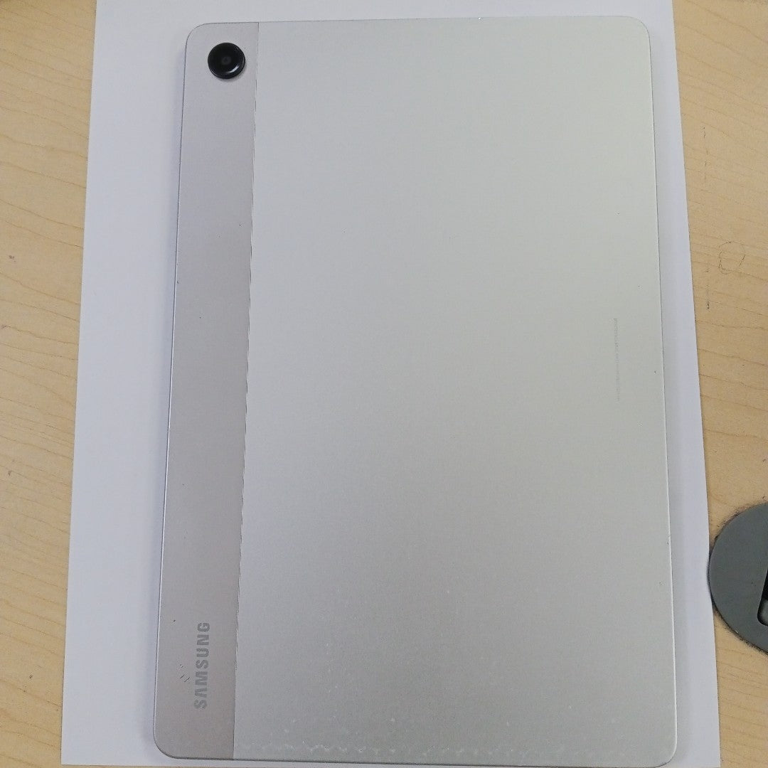TABLETA SAMSUNG GALAXY TAB A9+ SM-X210 (2023) 128 GB 8 GB RAM (SEMINUEVO)