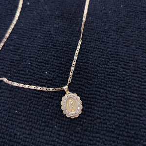 CADENA, MEDALLA RELIGIOSA ORO COMBINADO 10 K 3 GRMS (SEMINUEVO)