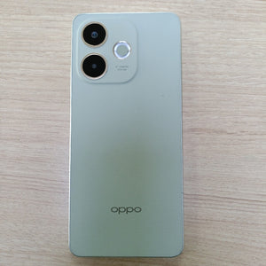 CELULAR OPPO A5 PRO CPH2711 (2025) 256 GB 8 GB RAM (SEMINUEVO)