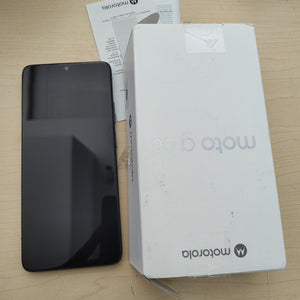 CELULAR MOTOROLA MOTO G06 XT2535-2 (2025) 256 GB 4 GB RAM (SEMINUEVO)
