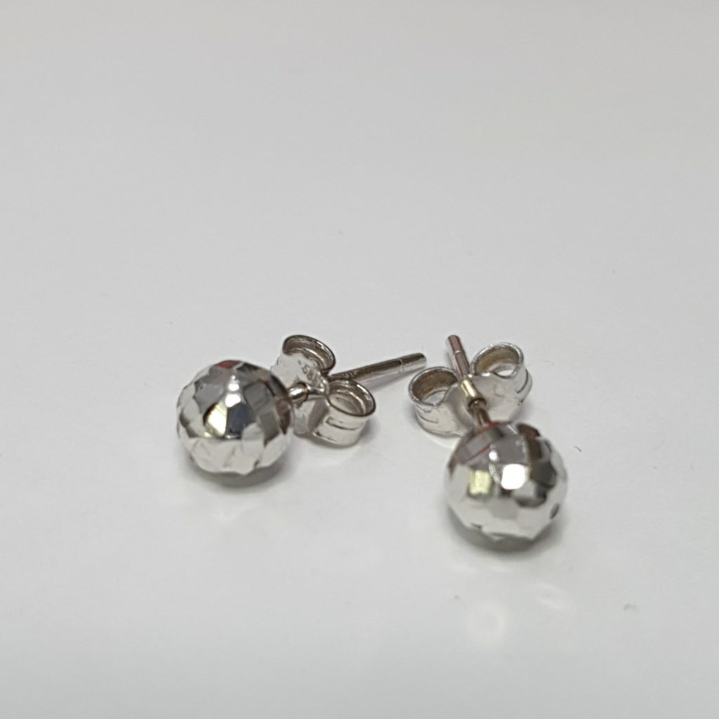 BROQUELES PAR ORO BLANCO 14 K 1.3 GRMS (SEMINUEVO)
