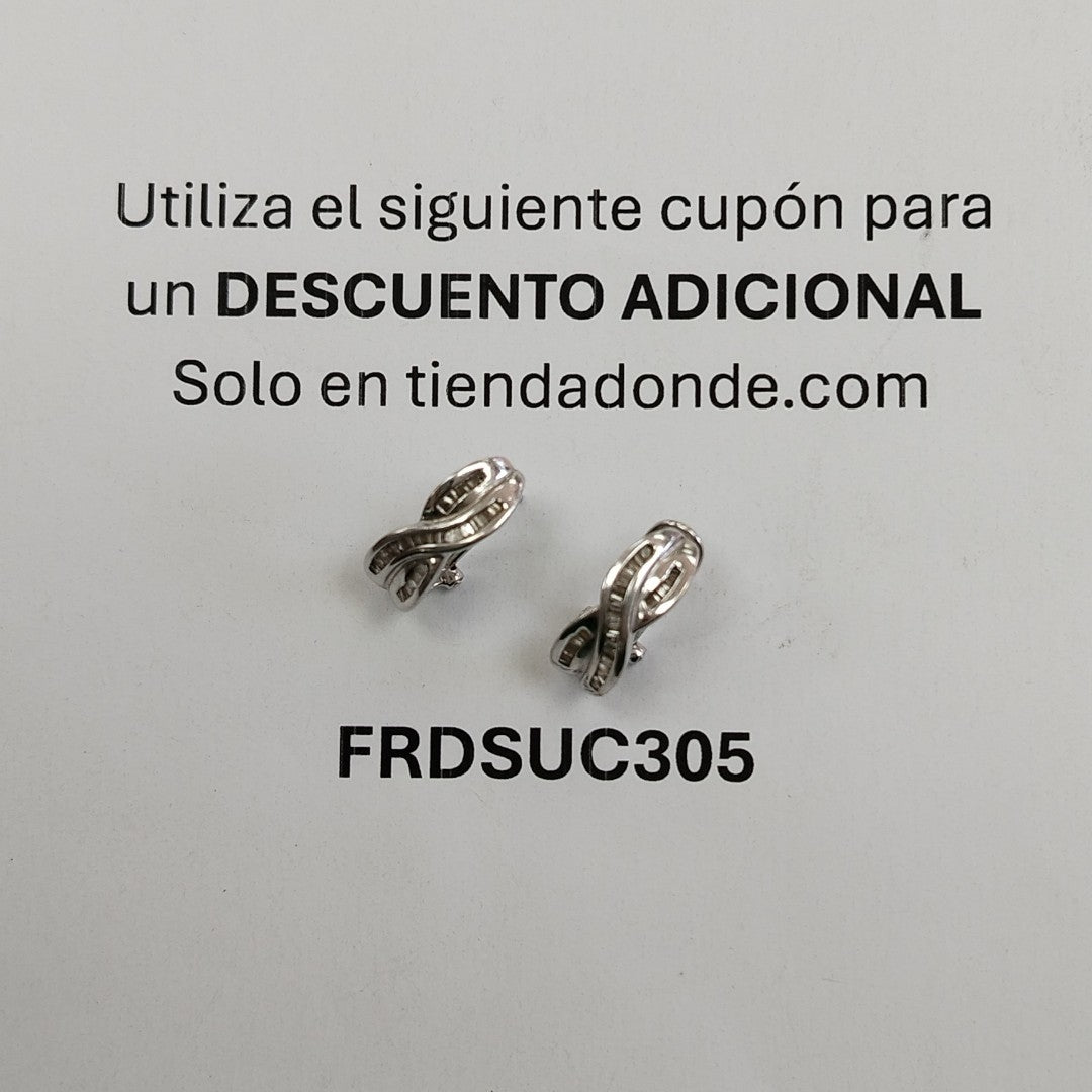 ARETES PAR ORO BLANCO 10 K 4.7 GRMS (SEMINUEVO)