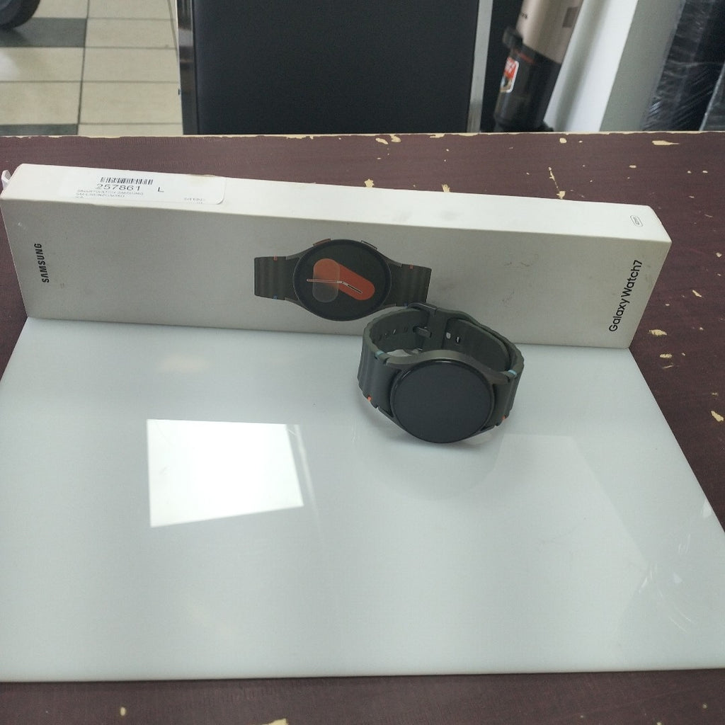 SMARTWATCH SAMSUNG GALAXY WATCH 7 SM-L300 40 MM BLUETOOTH (SEMINUEVO)