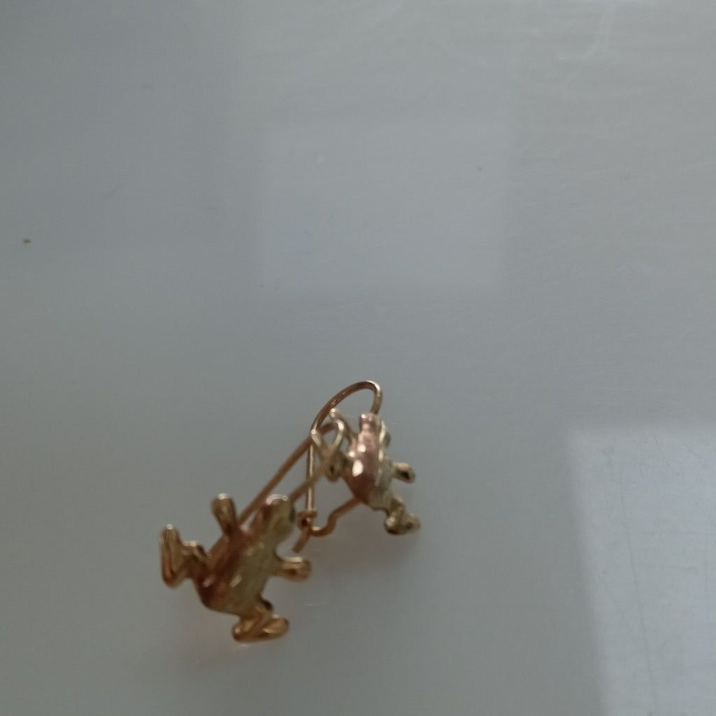 ARETES PAR ORO 10 K 1,10 GRMS (SEMINUEVO)