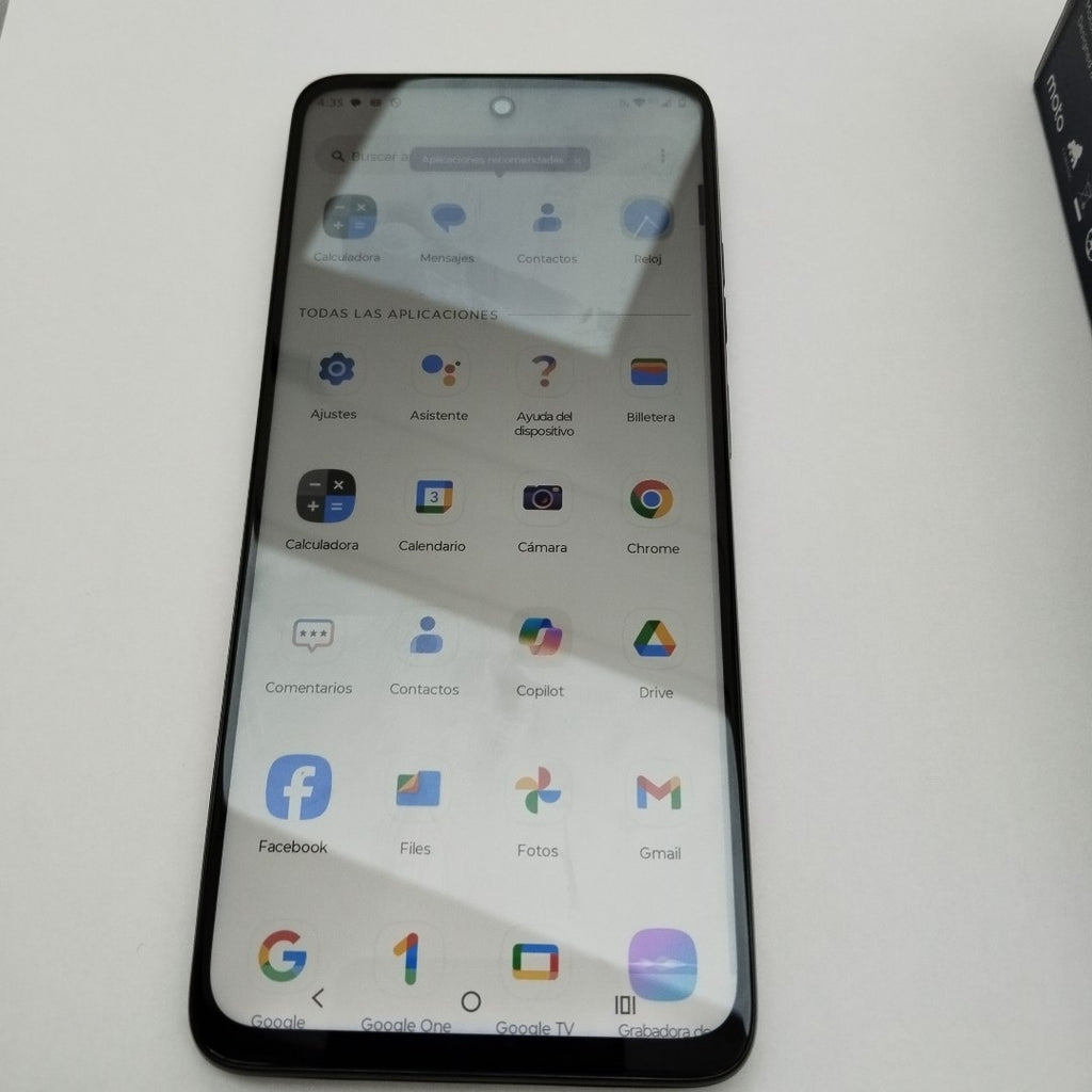CELULAR MOTOROLA MOTO G15 XT2521-2 (2025) 128 GB 4 GB RAM (SEMINUEVO)