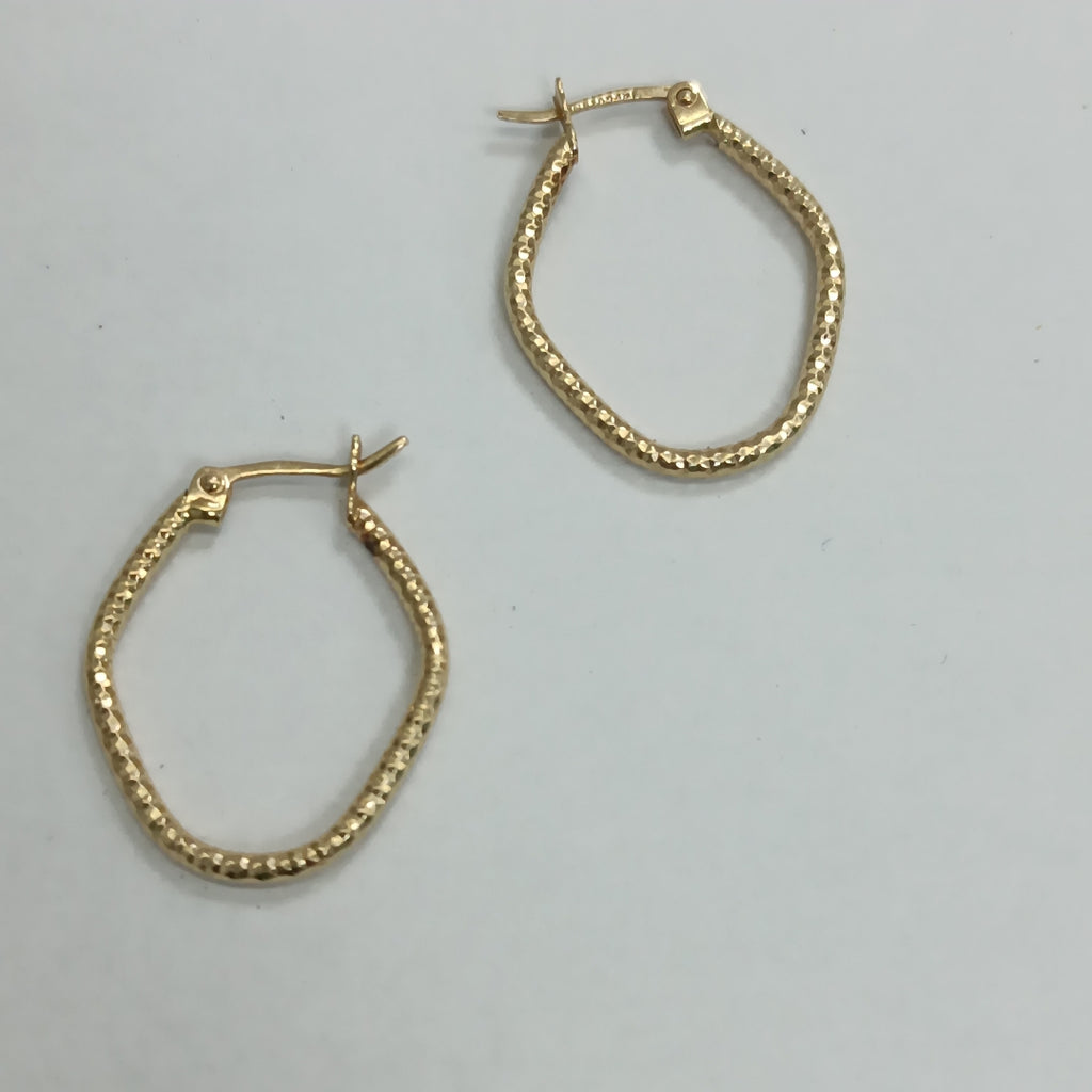ARRACADAS PAR ORO 14 K 1.6 GRMS (SEMINUEVO)