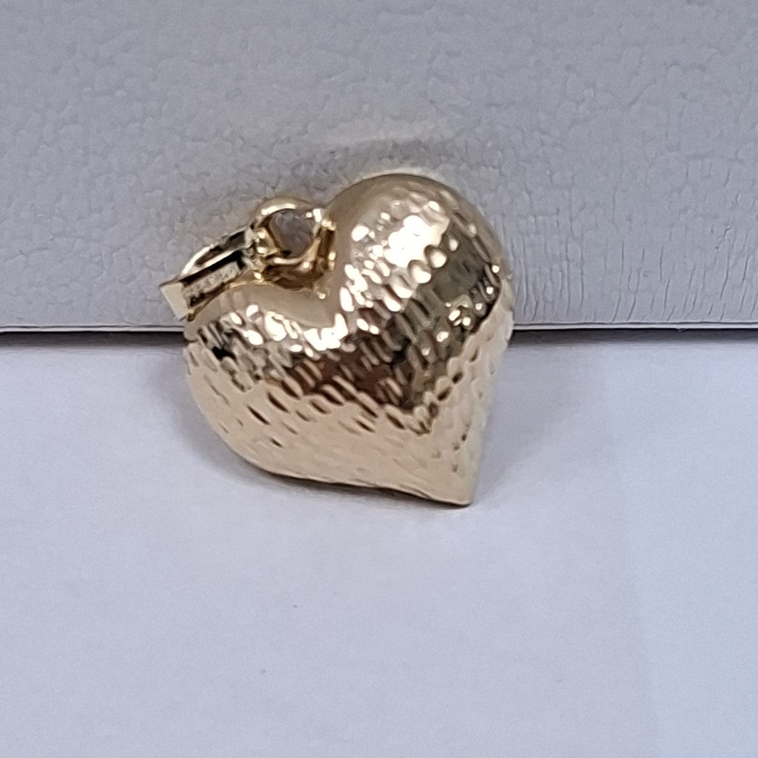 DIJE TEJIDO CORAZON LABRADO 14K 1.4 GR (NUEVO)