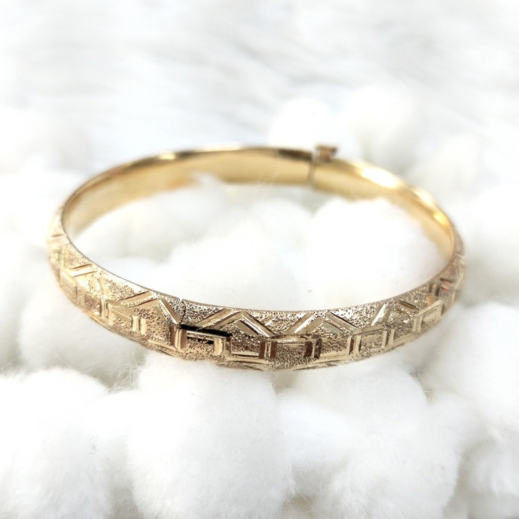PULSERA RIGIDA ORO 14 K 11.4 GRMS (SEMINUEVO)