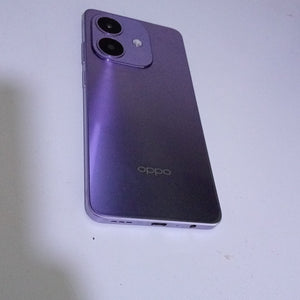 CELULAR OPPO A40 CPH2669 (2024) 256 GB 4 GB RAM (SEMINUEVO)