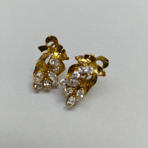 ARETES PAR ORO 10 K 4.8 GRMS (SEMINUEVO)