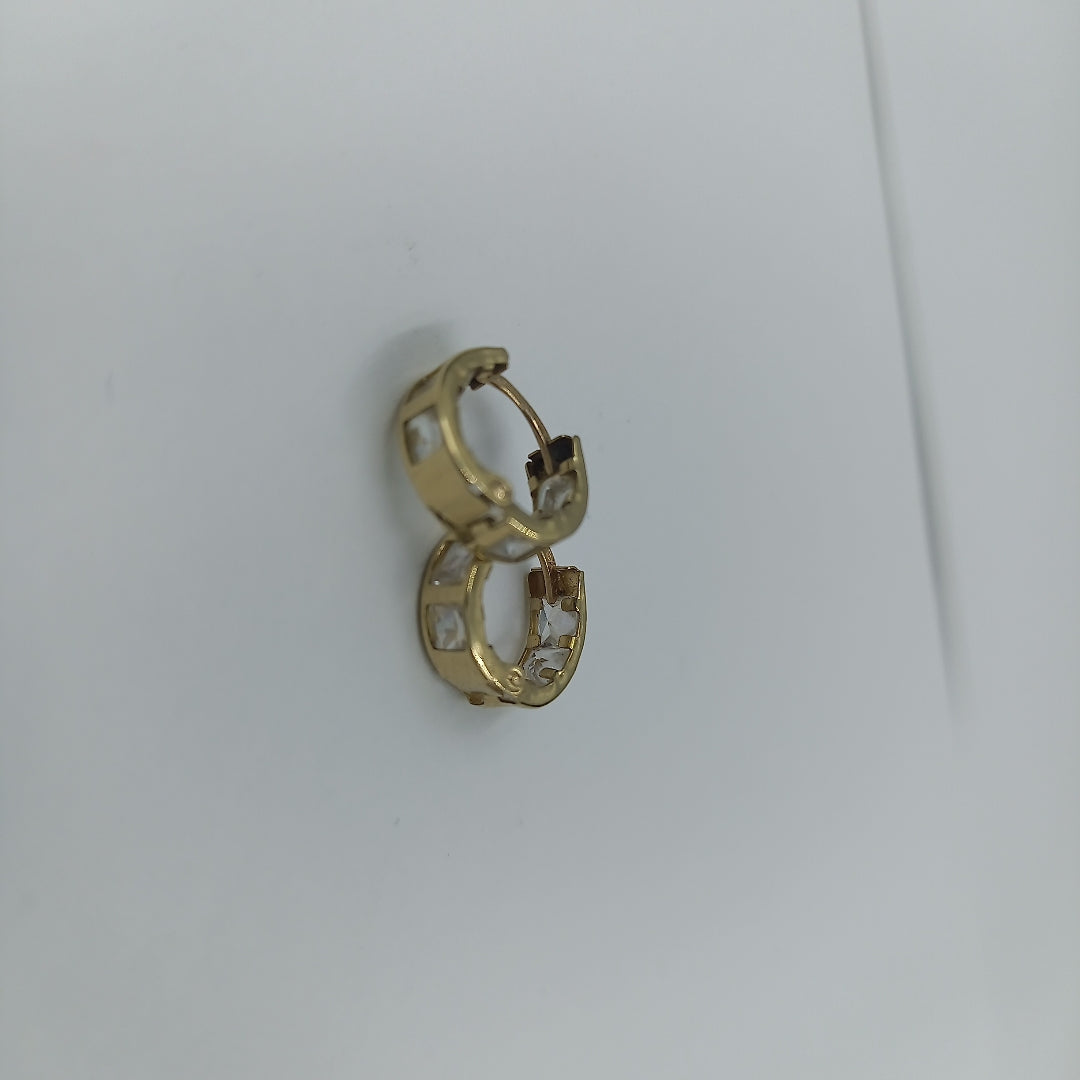 ARRACADAS PAR ORO 10 K 1.2 GRMS (SEMINUEVO)