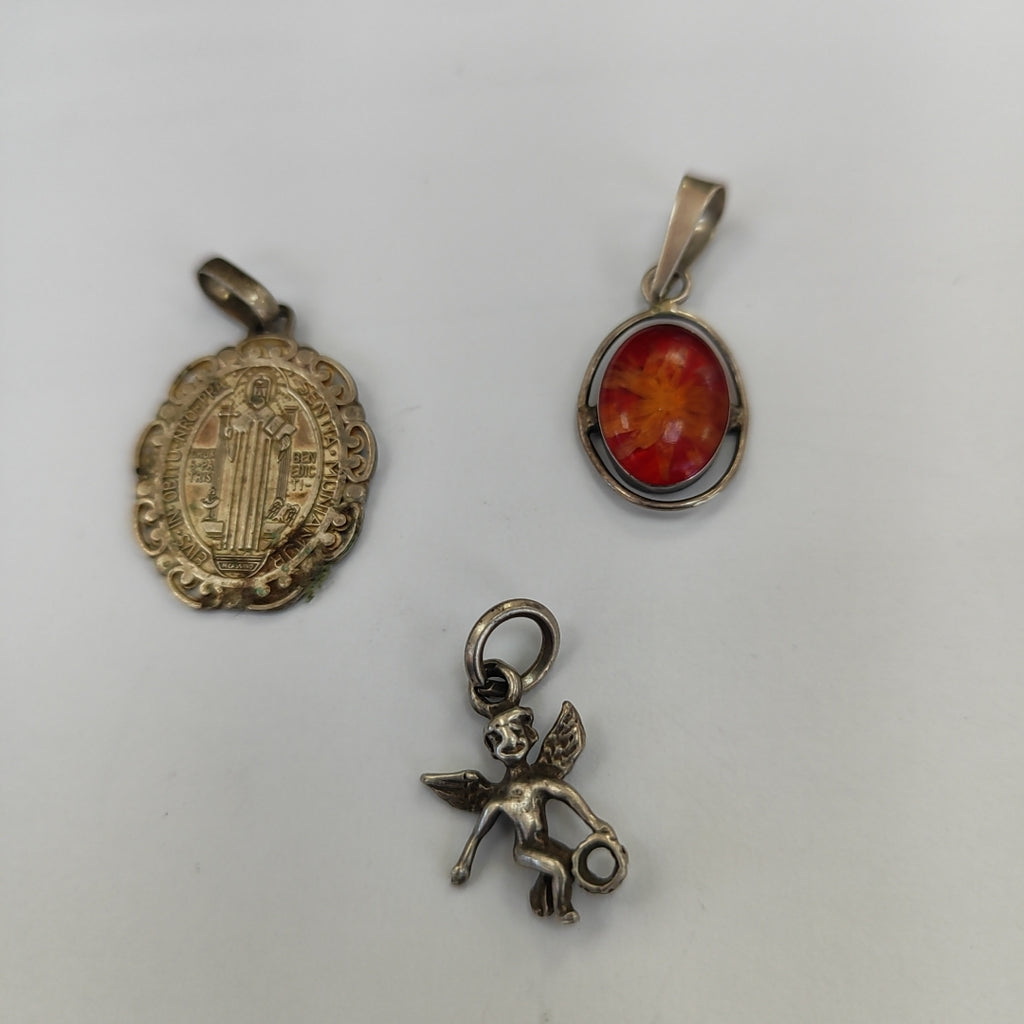 DIJE,MEDALLA RELIGIOSA PLATA 7,10 GRMS (SEMINUEVO)