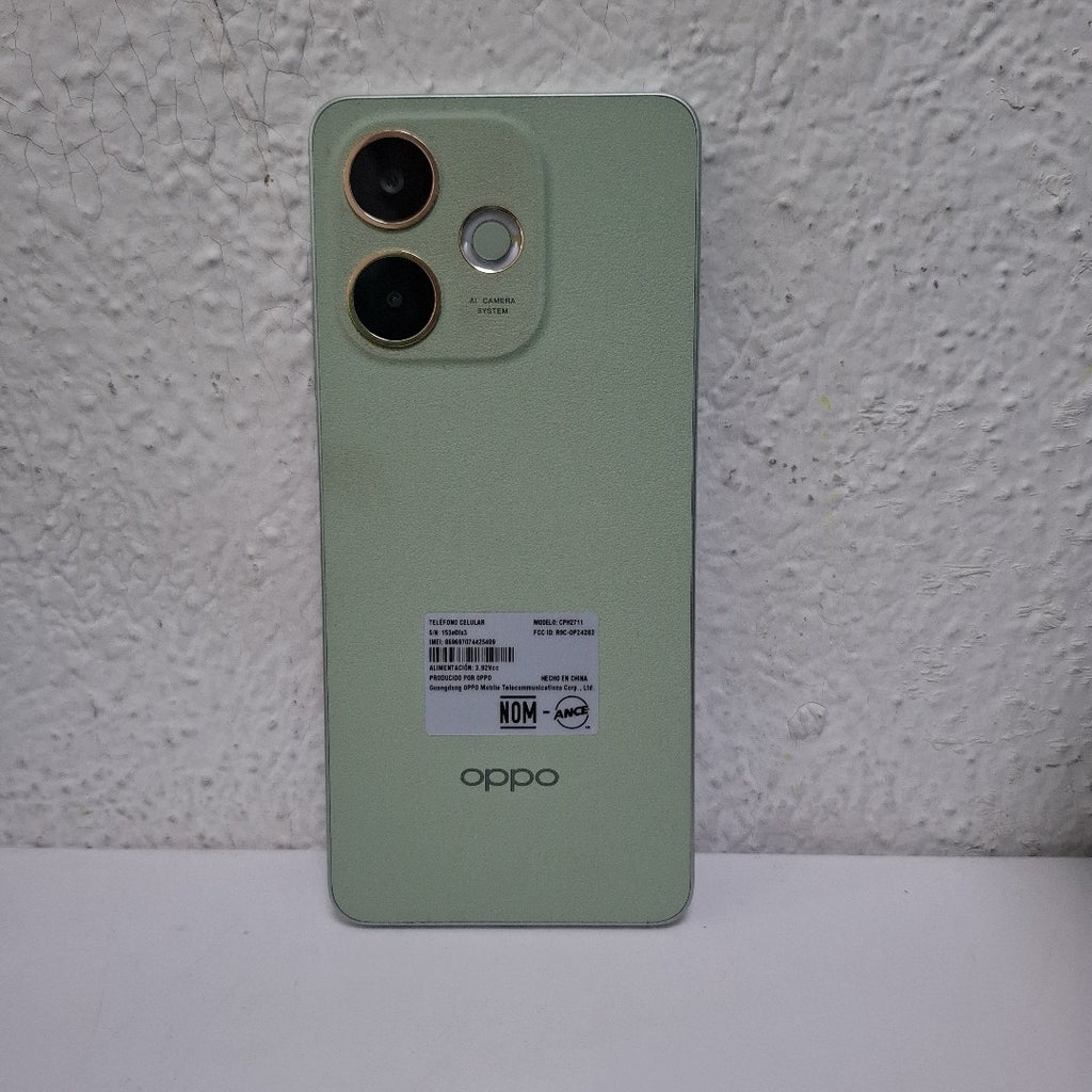 CELULAR OPPO A5 PRO CPH2711 (2025) 256 GB 8 GB RAM (SEMINUEVO)