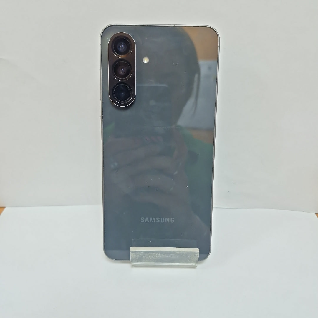 CELULAR SAMSUNG GALAXY A56 SM-A566E (2025) 256 GB 8 GB RAM (SEMINUEVO)