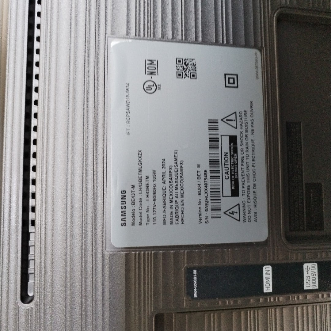 PANTALLA SAMSUNG BE43T-M(2024) 43" LED HD (SEMINUEVO)