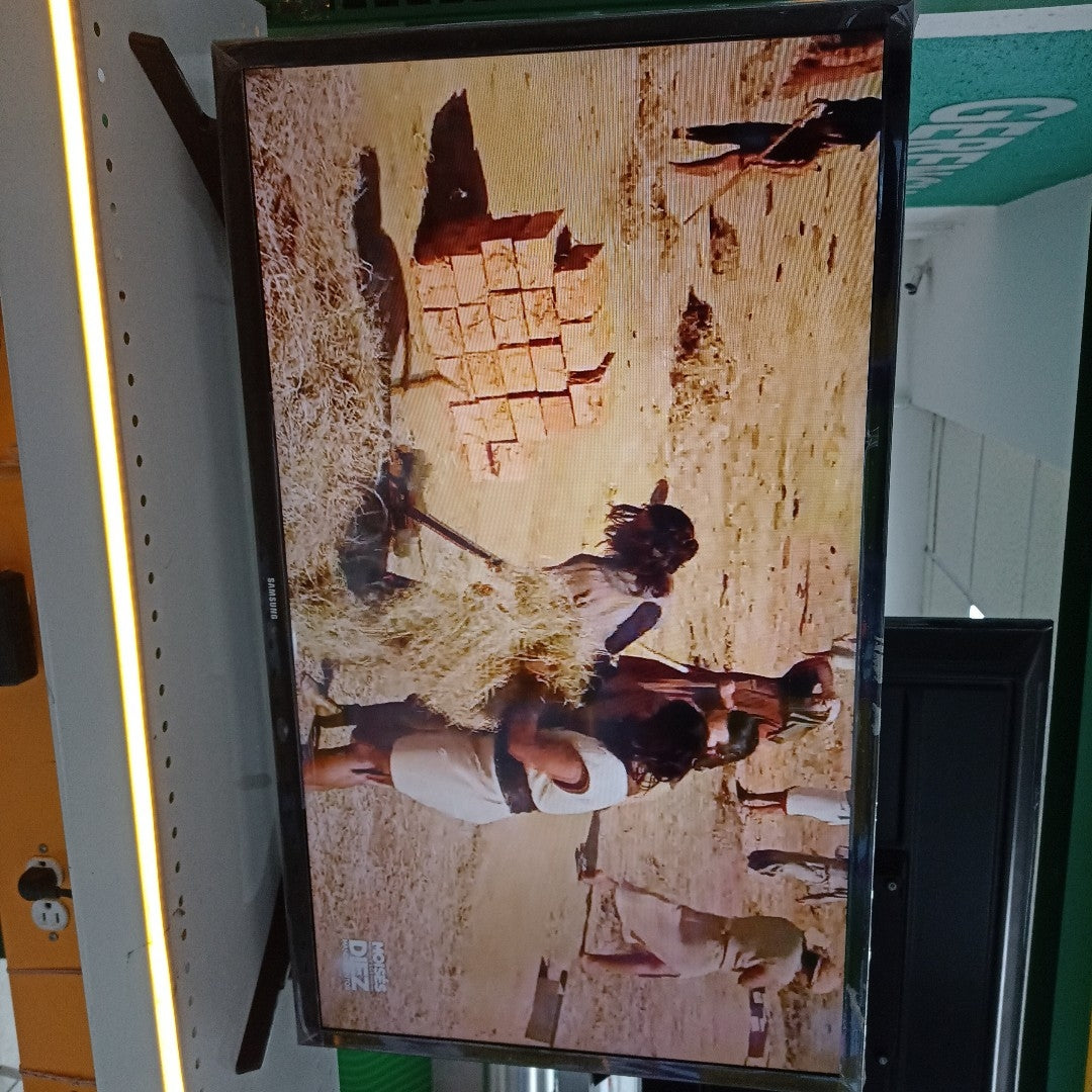 PANTALLA SAMSUNG BE32T-B (2023) 32" LED HD (SEMINUEVO)