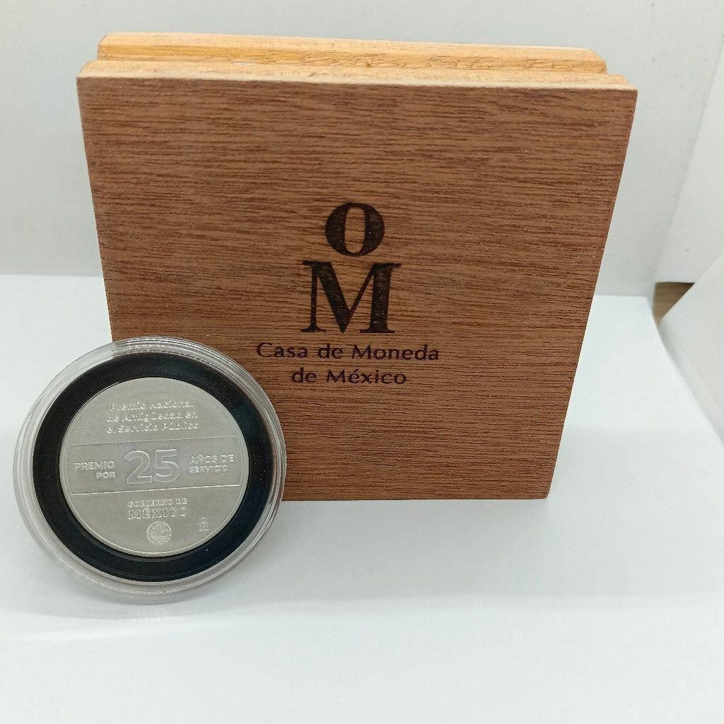 MEDALLA CONMEMORATIVA PLATA 27.9 GRMS (SEMINUEVO)