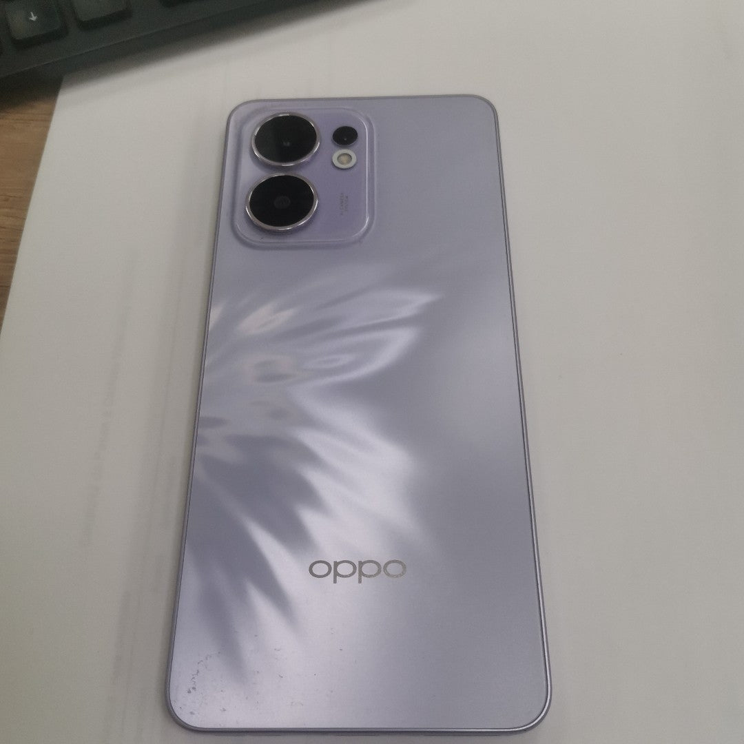 CELULAR OPPO RENO 13F 5G CPH2699 (2025) 256 GB 12 GB RAM (SEMINUEVO)