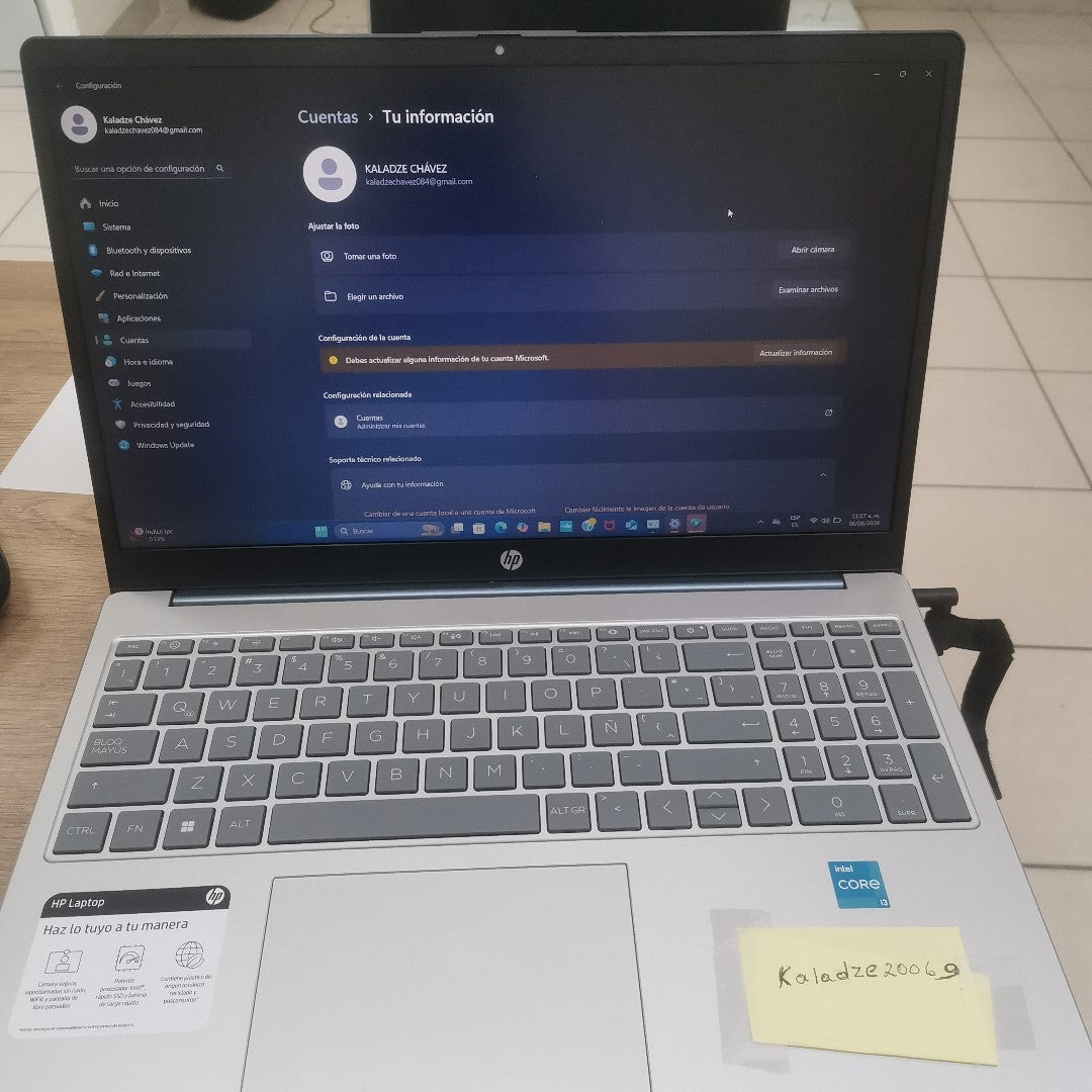 LAPTOP HP 15-FD0026LA (2024) 512 GB SSD 8 GB RAM (SEMINUEVO)