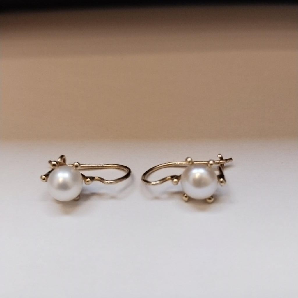 ARETES PAR ORO 14 K 1.8 GRMS (SEMINUEVO)