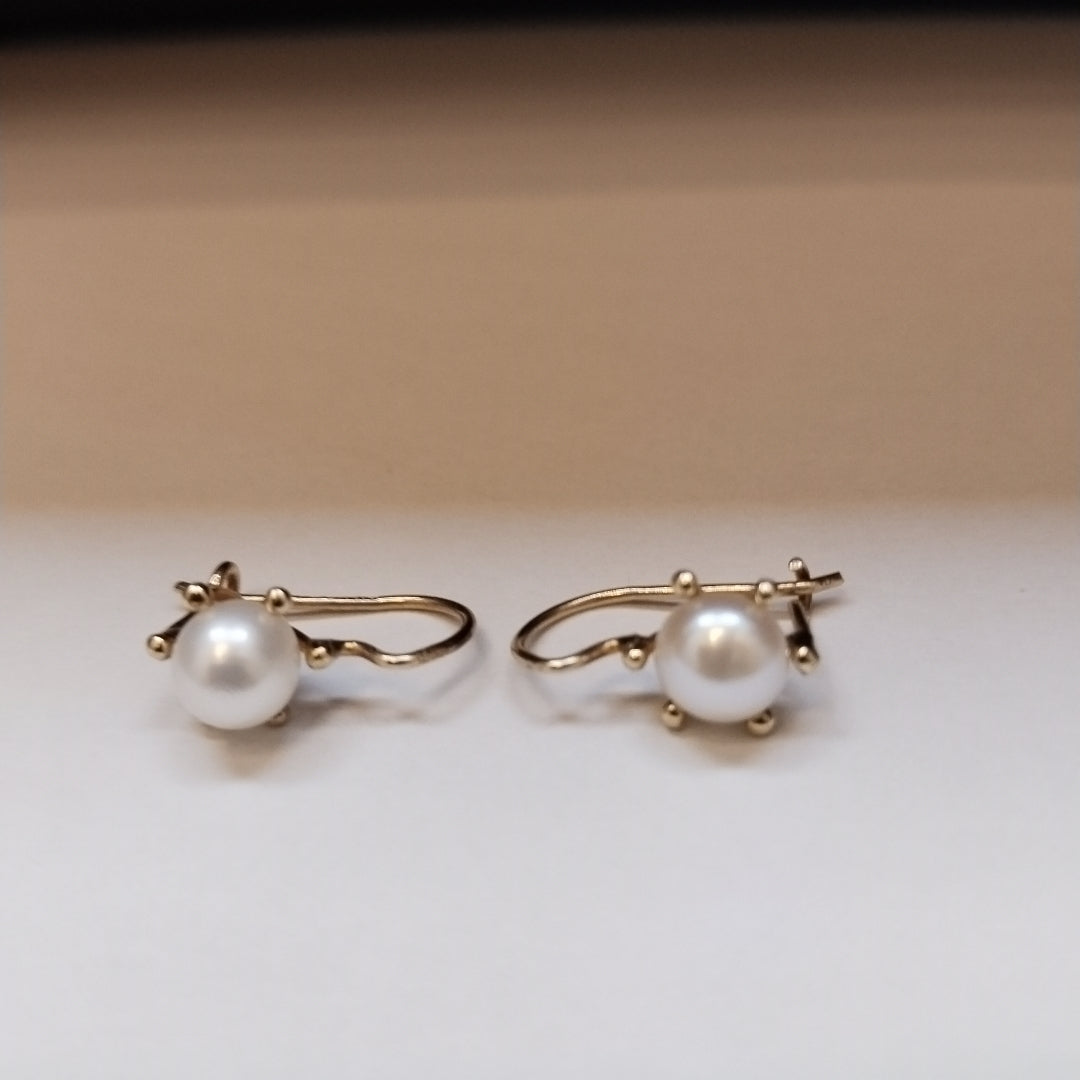 ARETES PAR ORO 14 K 1.8 GRMS (SEMINUEVO)