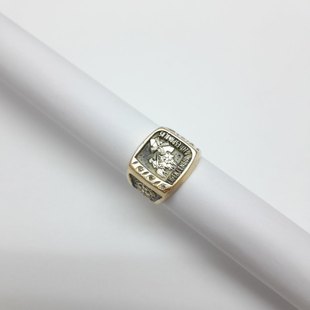 ANILLO DE GRADUACIÓN ORO 10 K 9.3 GRMS (SEMINUEVO)