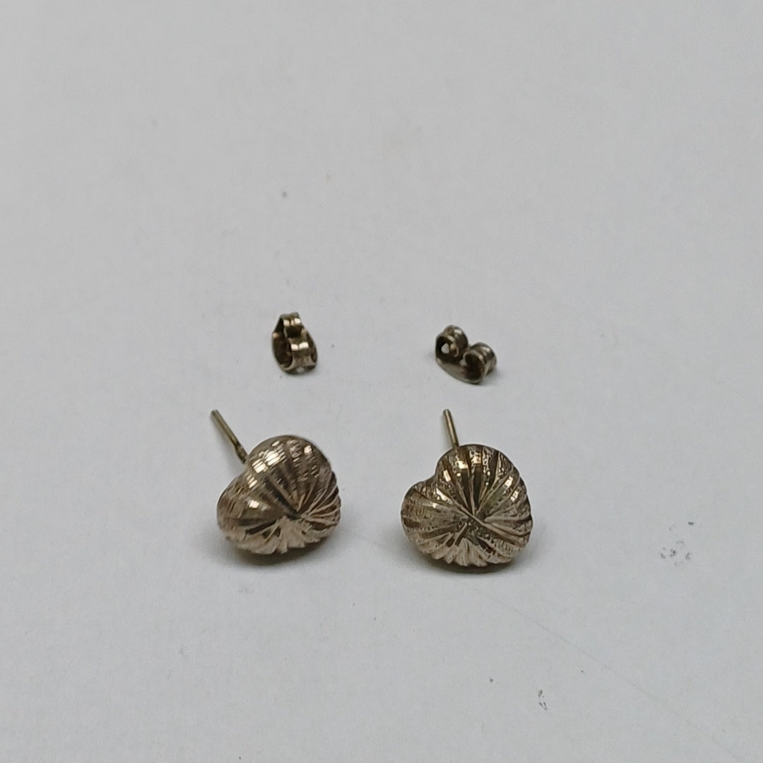 ARETES PAR PLATA 3,00 GRMS (SEMINUEVO)