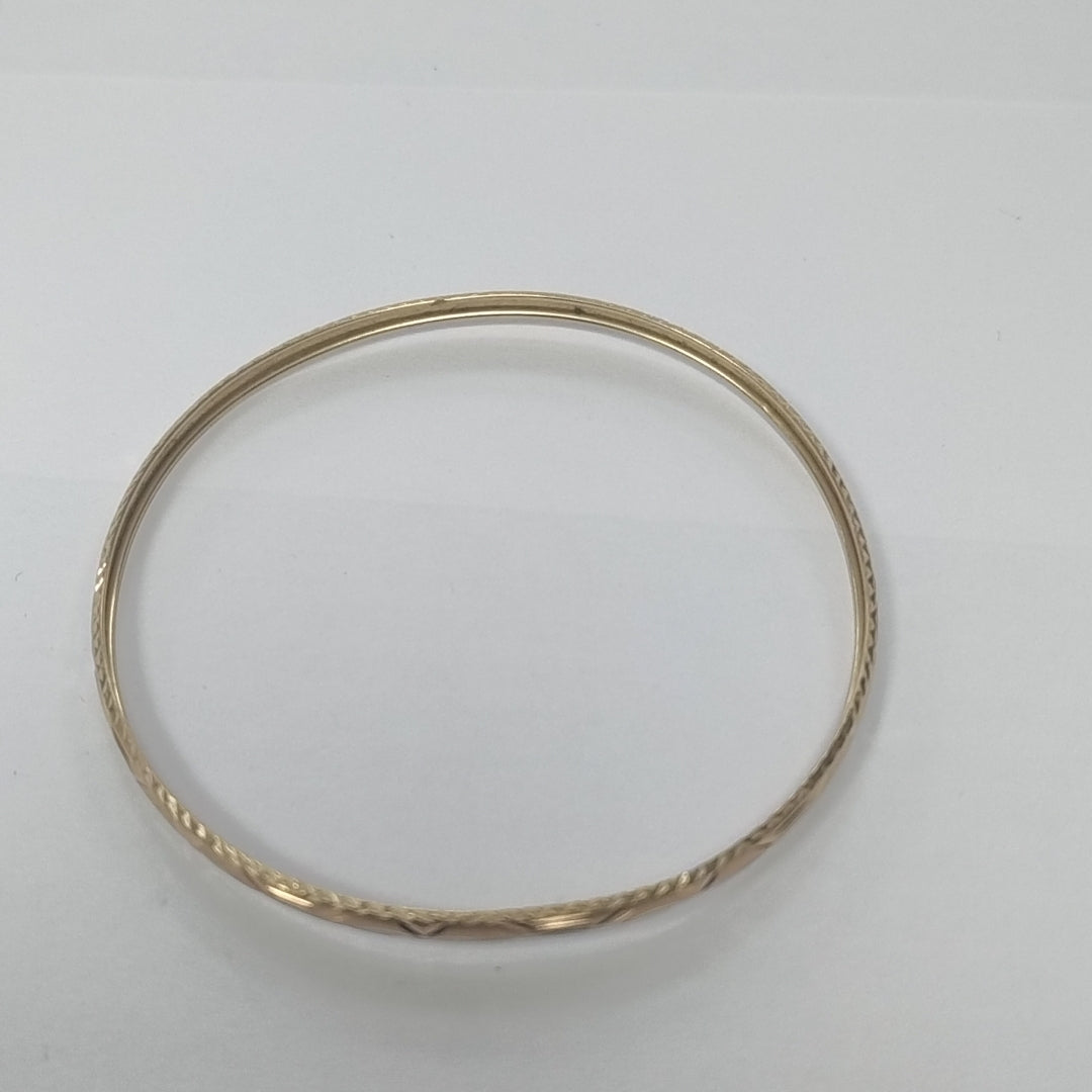PULSERA RIGIDA ORO 10 K 3.9 GRMS (SEMINUEVO)