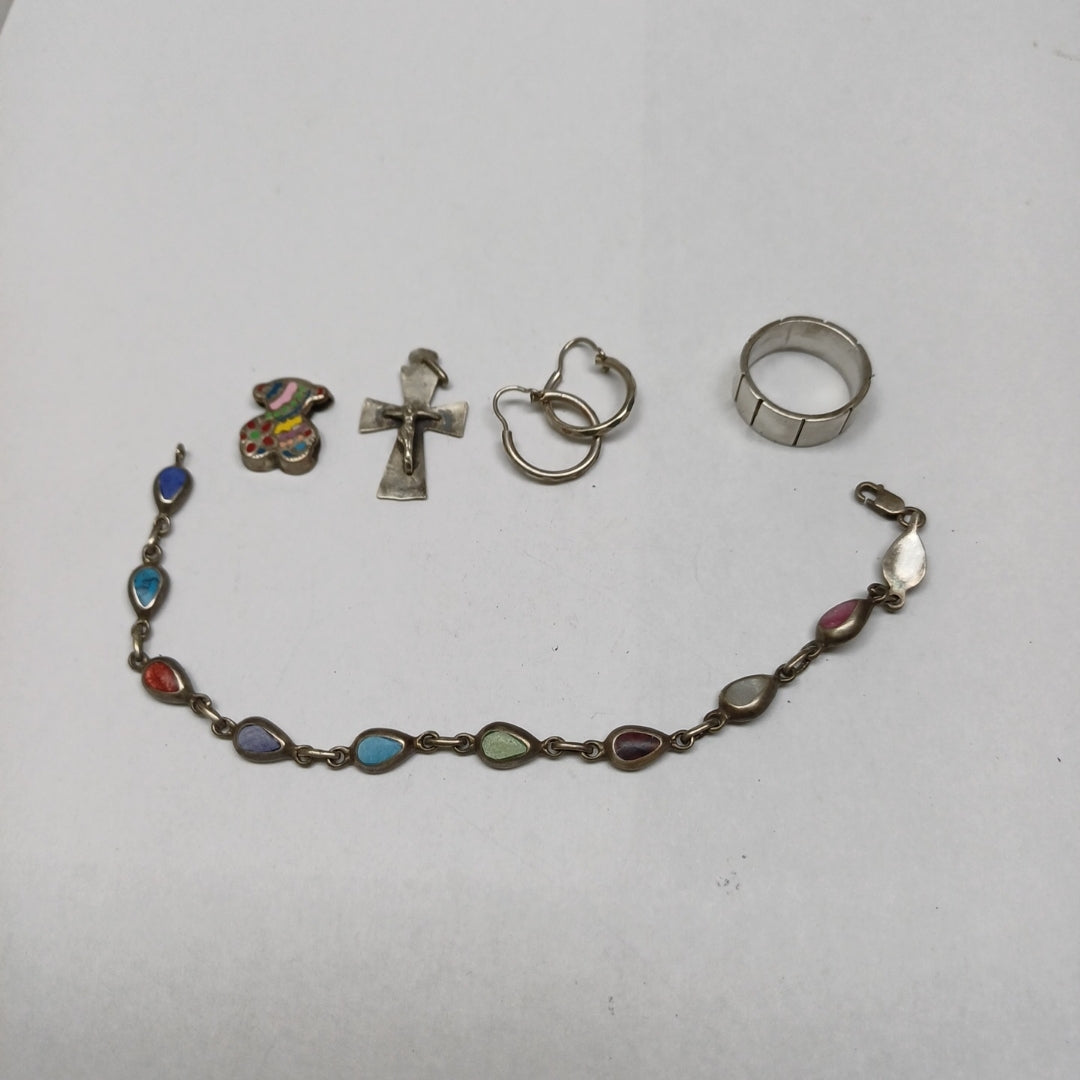 ANILLO, ARRACADAS PAR, CRUZ, DIJE, PULSERA PLATA 14.9 GRMS (SEMINUEVO)