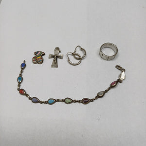 ANILLO, ARRACADAS PAR, CRUZ, DIJE, PULSERA PLATA 14.9 GRMS (SEMINUEVO)