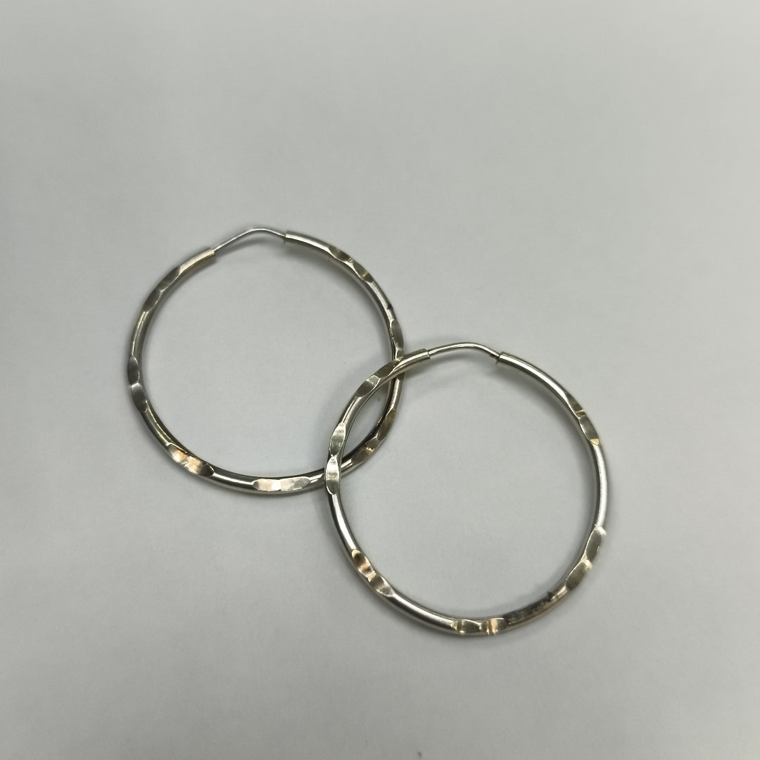 ARRACADAS PAR PLATA 2.3 GRMS (SEMINUEVO)