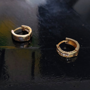 ARRACADAS PAR ORO 14 K 1.4 GRMS (SEMINUEVO)