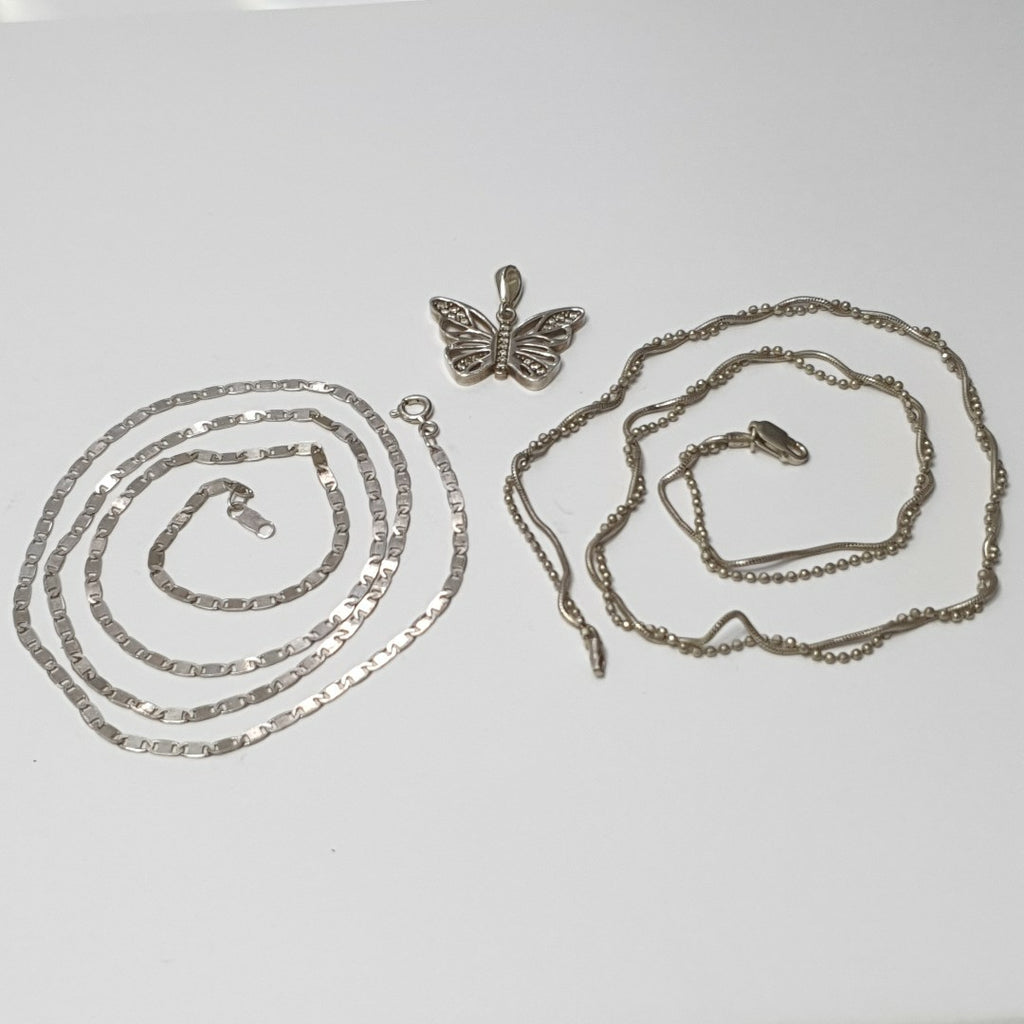 CADENA, DIJE PLATA 13.4 GRMS (SEMINUEVO)