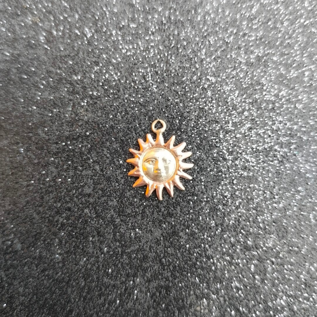 DIJE ORO,ORO COMBINADO 8 K 0,90 GRMS (SEMINUEVO)