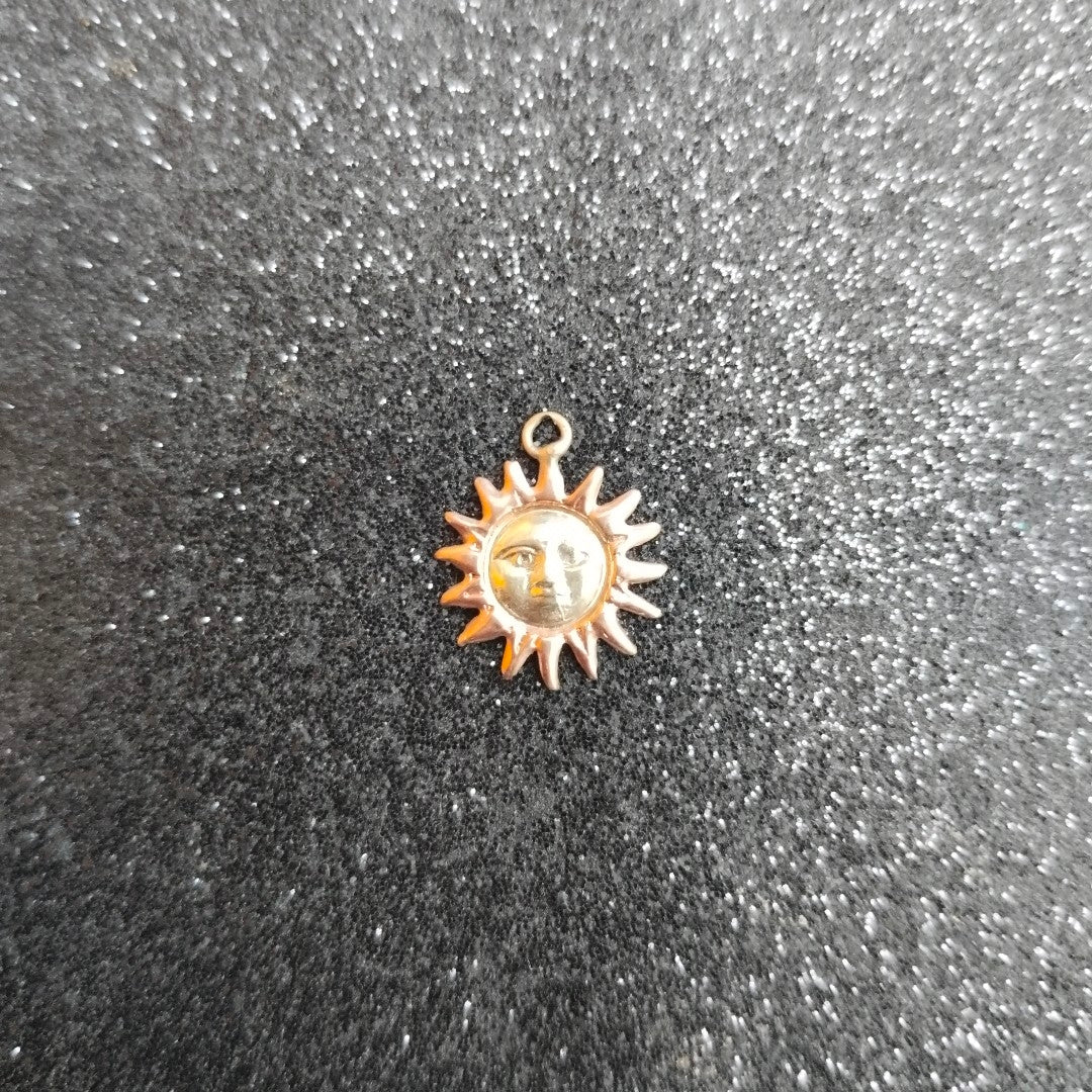DIJE ORO,ORO COMBINADO 8 K 0,90 GRMS (SEMINUEVO)
